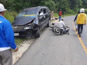 Tabrakan Motor VS Mobil, Satu Orang Tewas di Lokasi Kejadian