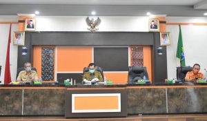 Rakor Dengan Seluruh Pimpinan OPD, Pjs Bupati Sintang Tekankan Pentingnya Penanggulangan Covid-19