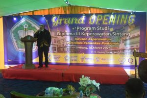 Bupati Sintang Melakukan Grand Opening Program Studi D. III Keperawatan di Kampus Akper Baning