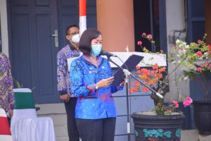 Yosepha Hasnah Bacakan Pesan Penting Dalam Perda Nomor 11 Tahun 2015