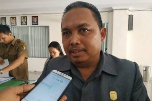 Melkianus Harap Kesejahteraan Tenaga Pendidik dan Kesehatan di Pedalaman Terpenuhi