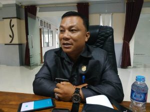 Welbertus: Masih Ada Infrastruktur Jalan di Pesisir Kota Sintang yang Memprihatinkan