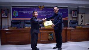 Bamperda Serahkan Draft 3 Raperda Inisiatif DPRD
