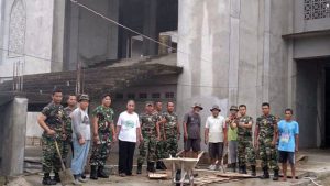 Senen Maryono Sangat Senang TNI Kodim 1205 Terjun Langsung Gotong Royong Masjid Syuhada