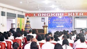 Buka Acara Seminar, Melkianus Cerita Pernah di Tangkap Polisi