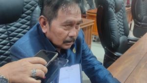 Kusnadi Ajak Masyarakat Gunakan Minyak Serai Untuk Cegah DBD