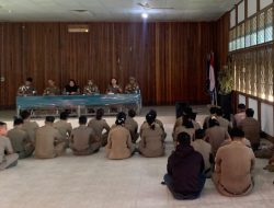 Satpol PP Sintang Tegaskan Profesionalisme Pos Jaga dalam Evaluasi Kinerja