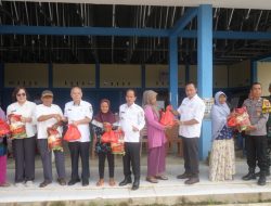 Operasi Pasar di Binjai Hulu Diserbu Warga, Pemkab Sintang Sediakan Sembako Murah