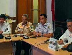 Satpol PP Sintang Hadiri Rapat Tindak Lanjut Aduan PBG Perumahan Permata Mandiri