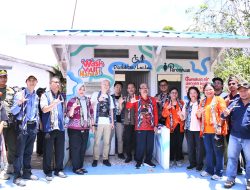 Sanitasi Sekolah Diperkuat, SDN 37 Tapang Sembilan Terima Bantuan Toilet